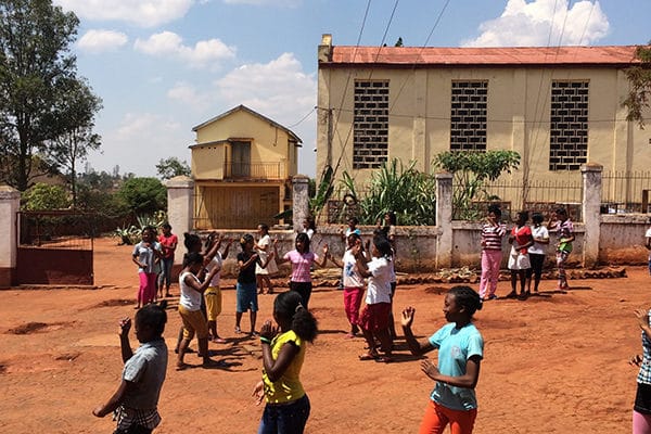 Institution Sainte Croix à Provins soutien Madagascar